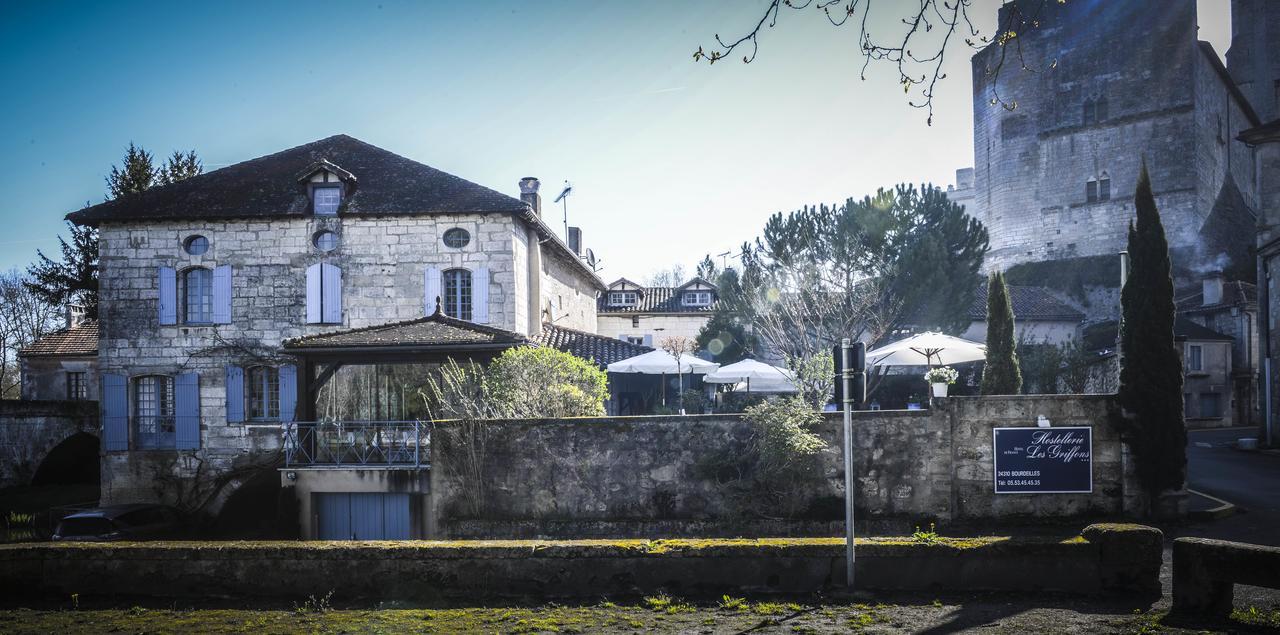 Hostellerie Les Griffons Bourdeilles Exteriör bild
